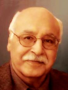  Uğur Hacıhanefioğlu